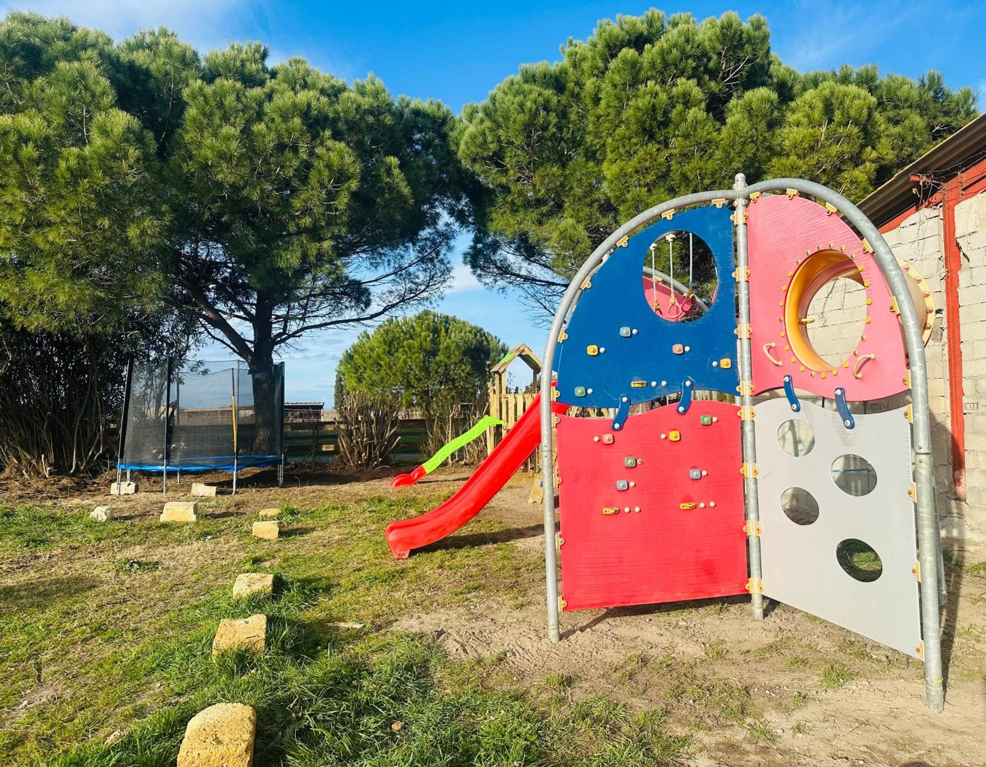 Les Appartements Du Mas - Emeraude 艾格-莫尔特 外观 照片