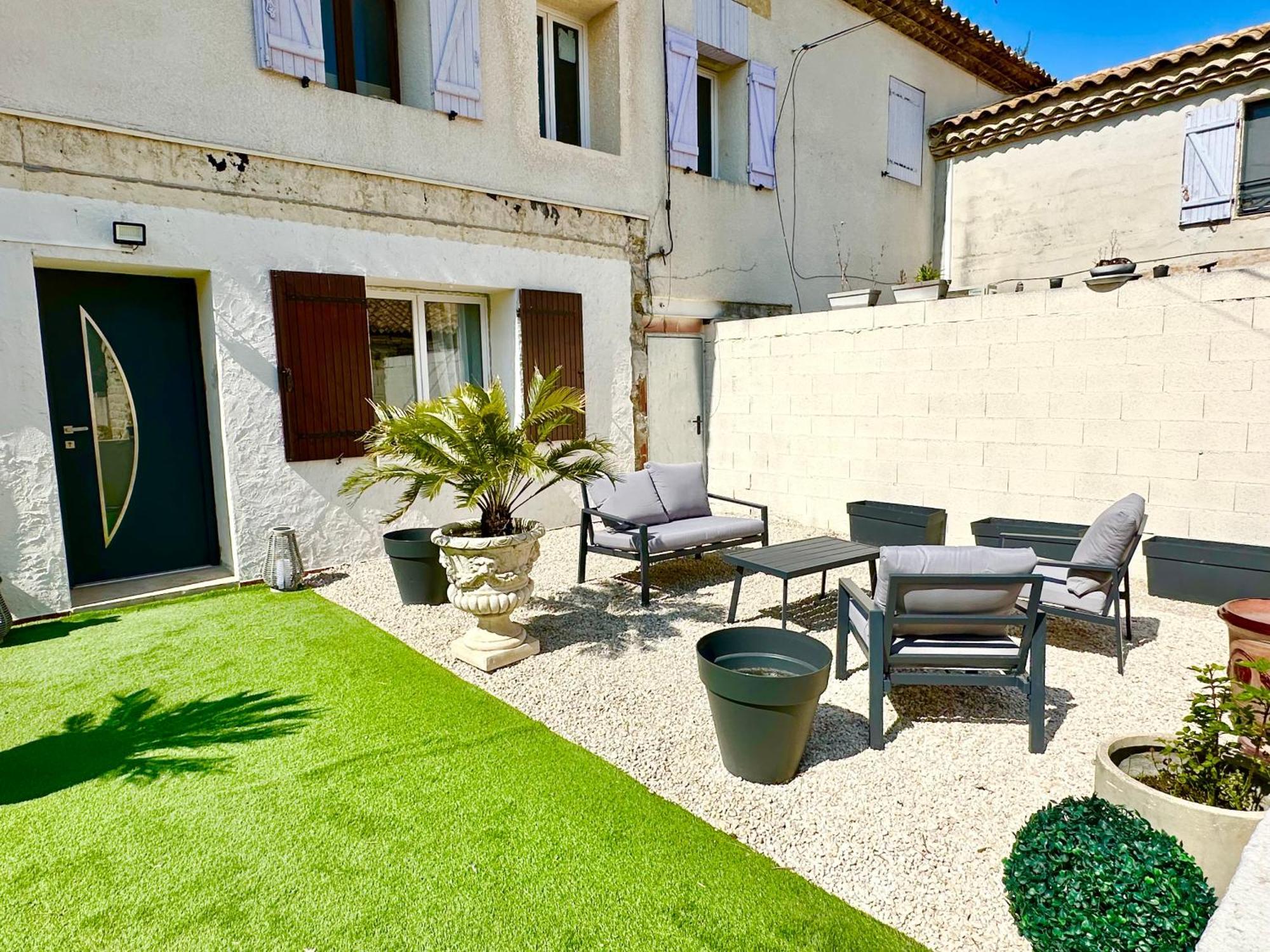 Les Appartements Du Mas - Emeraude 艾格-莫尔特 外观 照片
