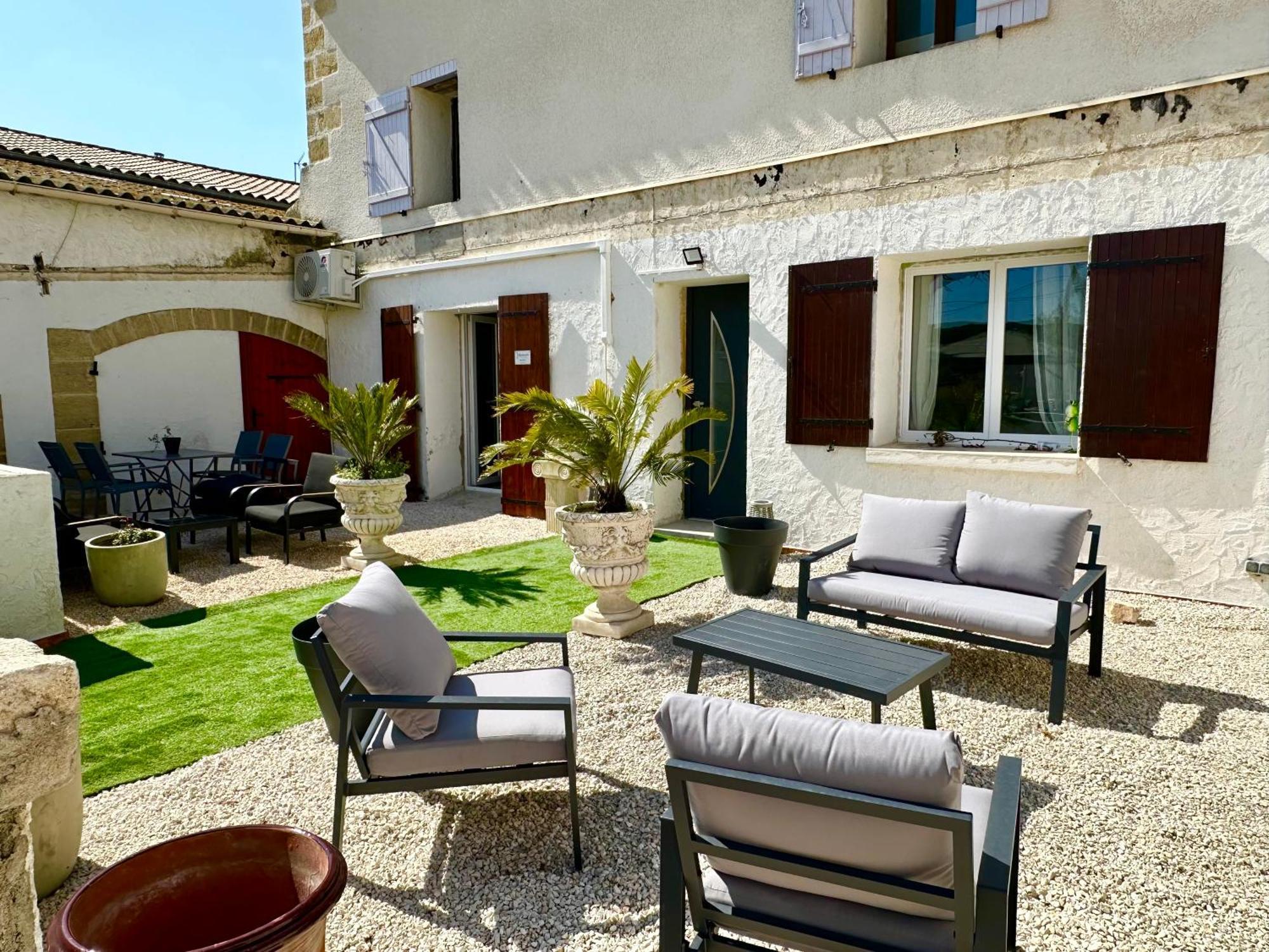 Les Appartements Du Mas - Emeraude 艾格-莫尔特 外观 照片